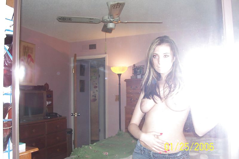 Selfshot 4 #17921993