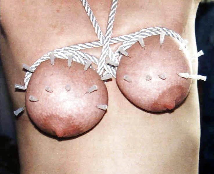 乳首を縛る古代中国の拷問術
 #9223558