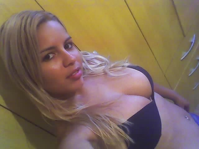ブラジル人女性(facebook, orkut ...) 15
 #16032997