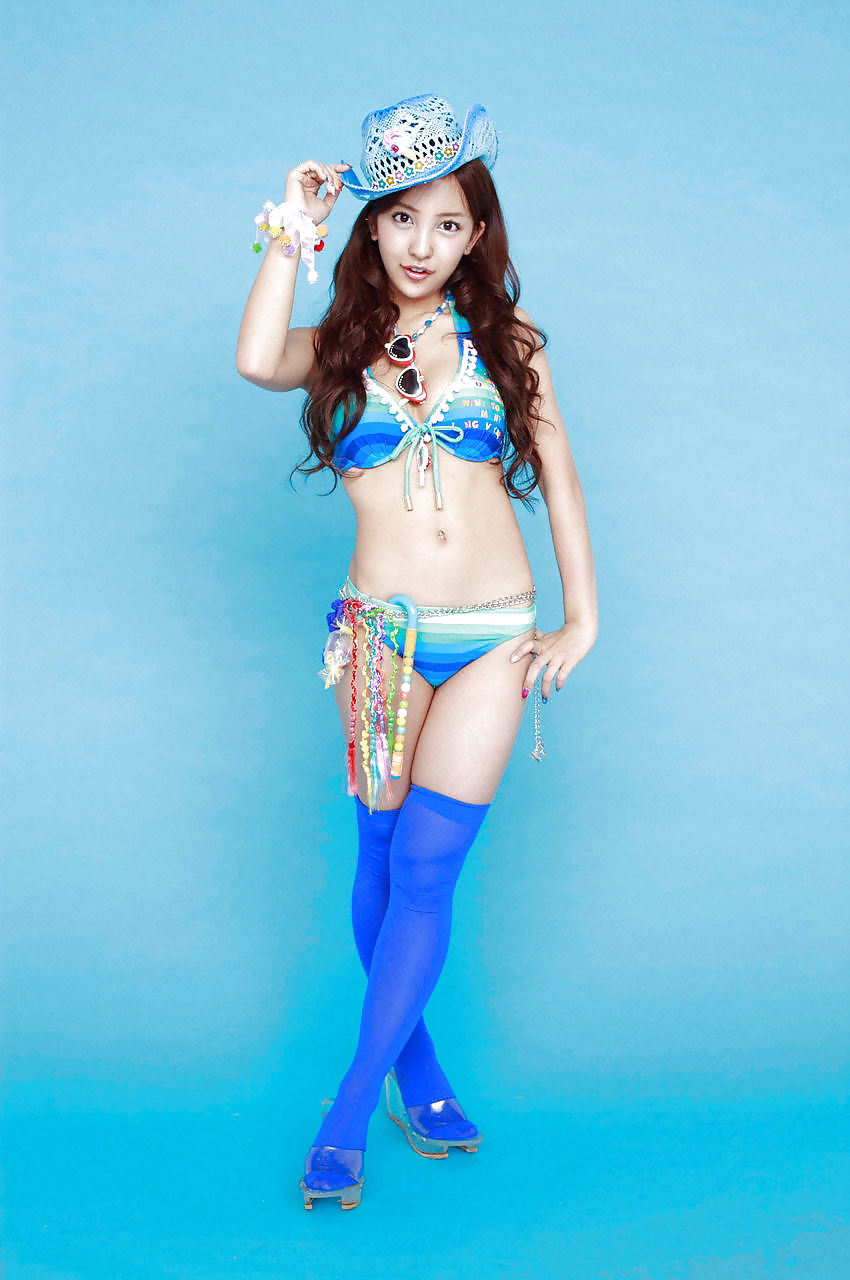 Japanische J-Pop-Idole-Tomomi Itano (1) #6223704