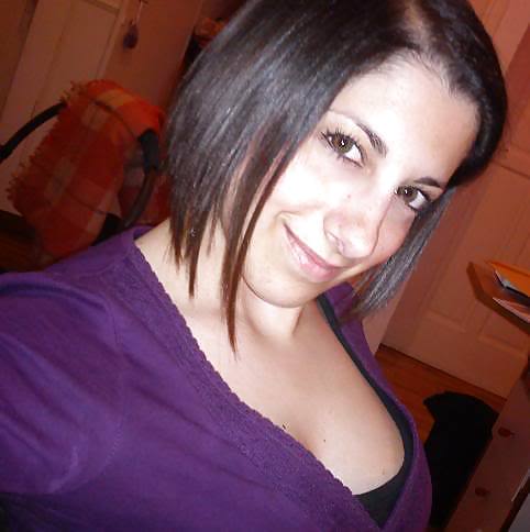 Netter Brunette (nn) #22505237