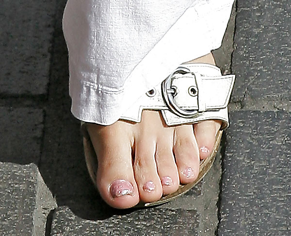 Candid Feet #1 #3765023