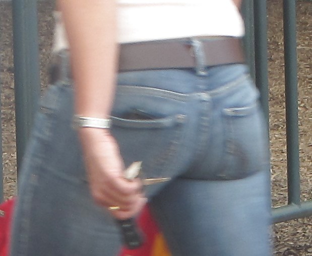 Enge Jeans: Nice Ass #12928829