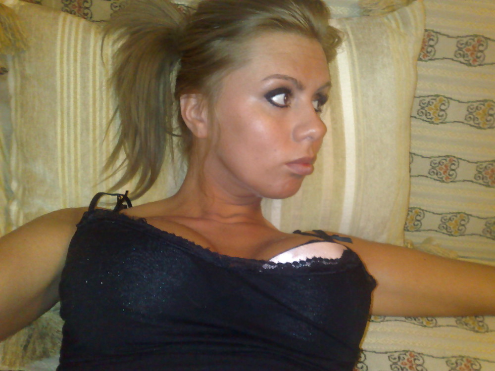 Horny Self-Shot Horny Babe 1 #9733924