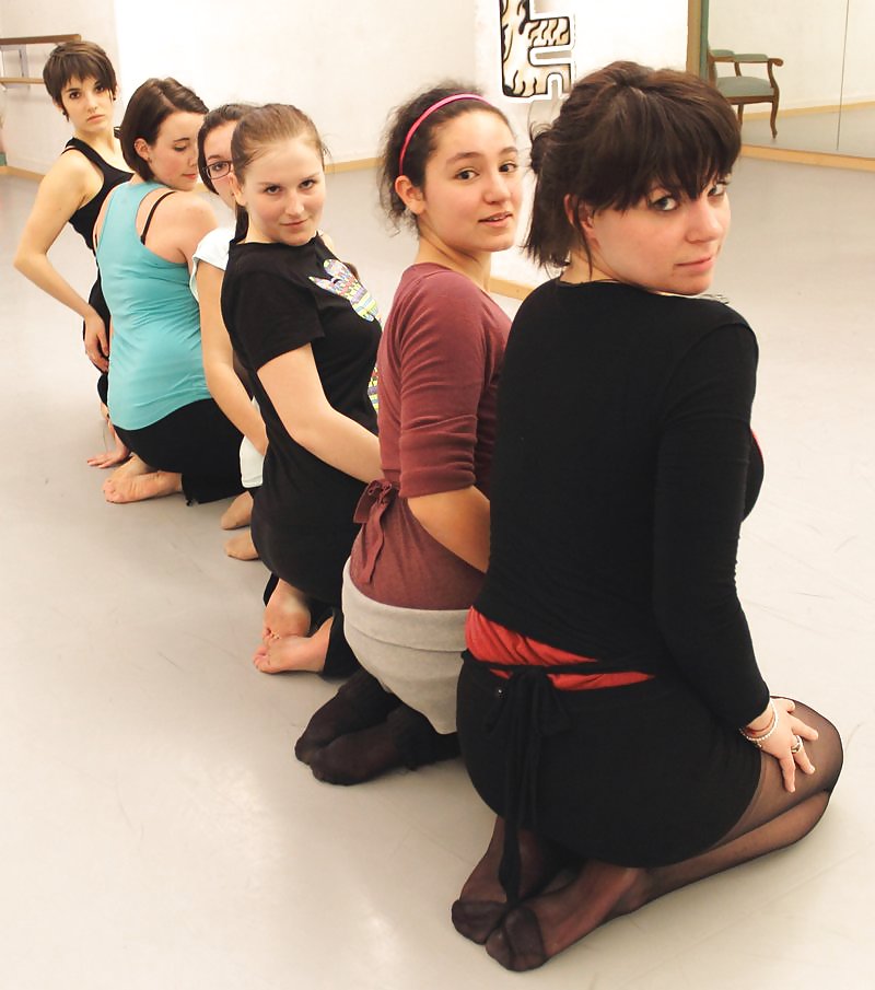 Pantyhosed girls
 #17874041