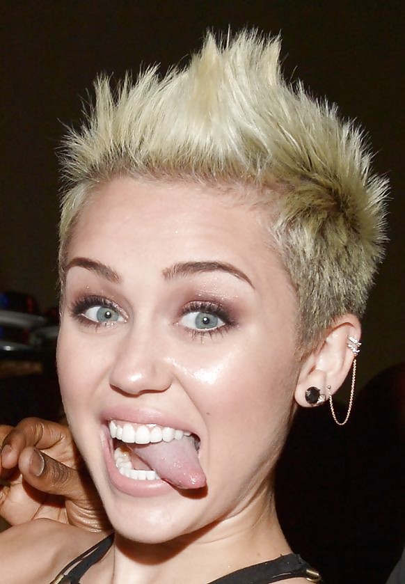 Miley cyrus 18
 #17396557