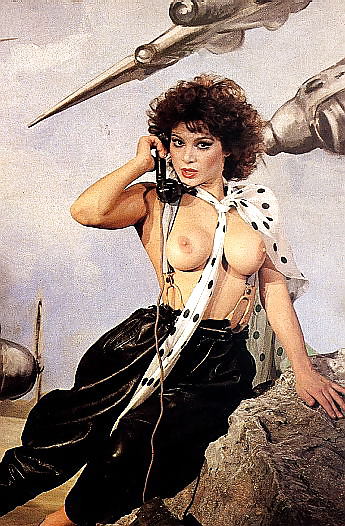 Carmen Russo - attrice vintage
 #6755401