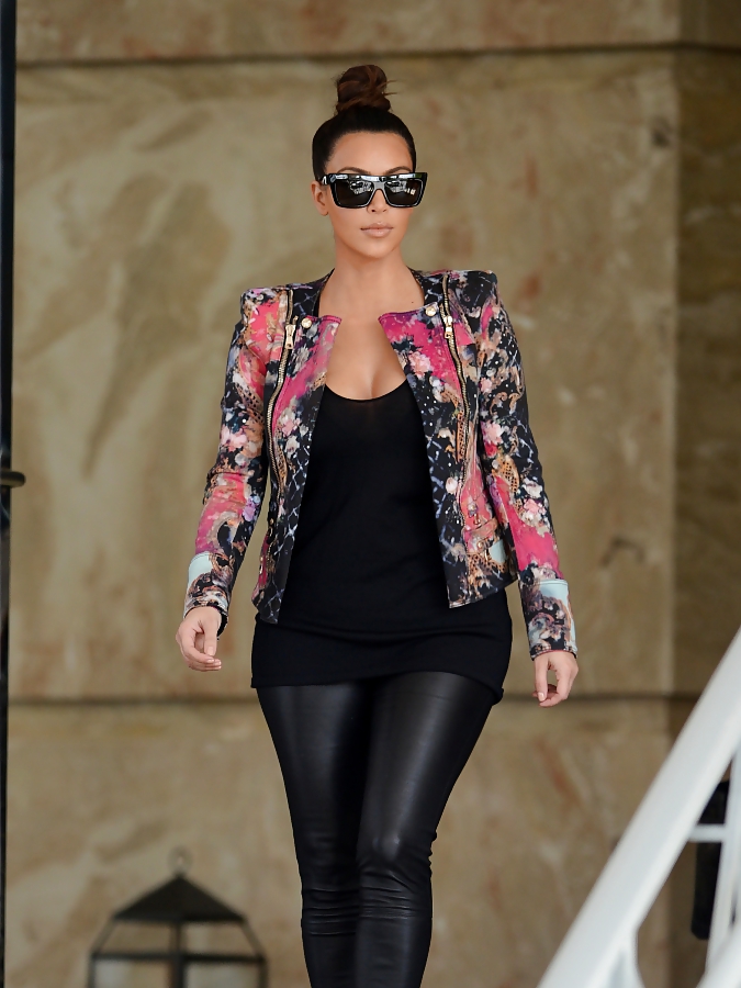 Kim K. Mega Collection 5 #9490606