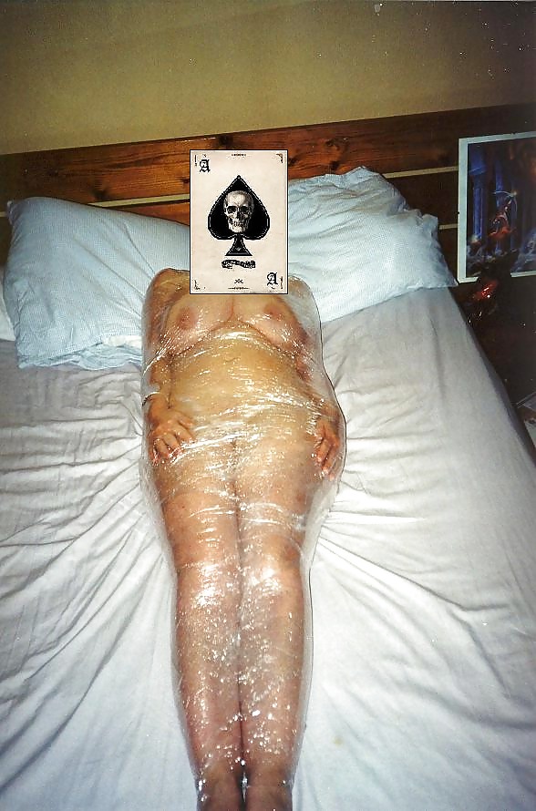 Homemade Xxx Game - Homemade amateur pic's - Sacrificing for a poker game... Porn Pictures, XXX  Photos, Sex Images #249290 - PICTOA