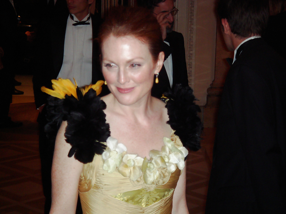 Julianne moore
 #14560321
