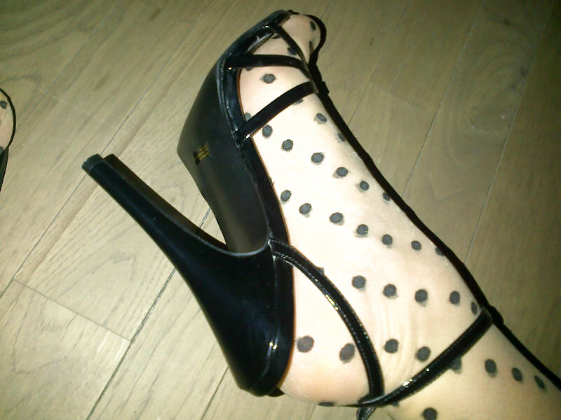 Poke a dot slut!!!!
 #15462781