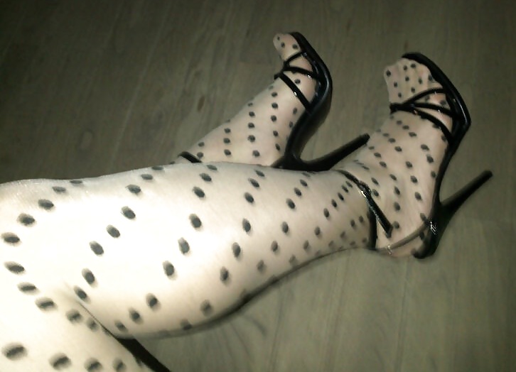 Poke a dot slut!!!!
 #15462785