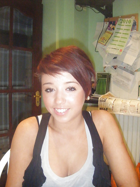 Bonnie, 18. While she modified into once presupposed to note... #9598486