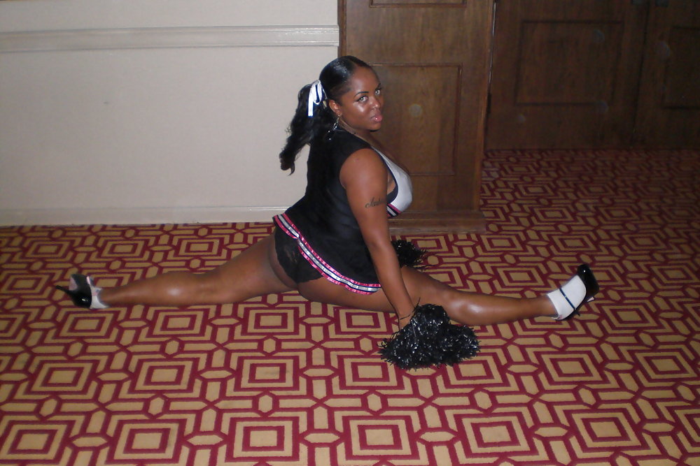 PHAT Gurlz