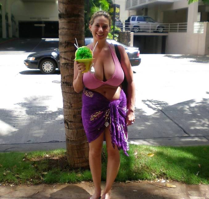 Mamás tetas (camaster)
 #22373416
