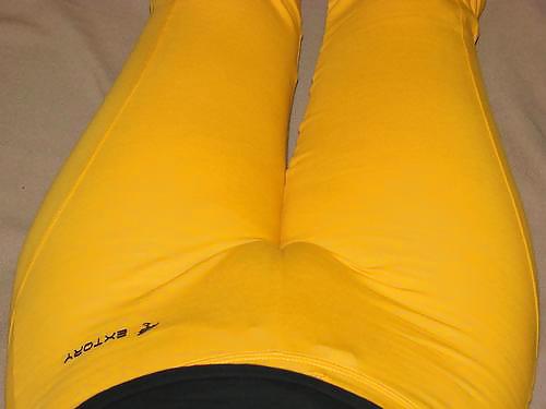 Fotze frisst hose - cameltoe
 #18723385