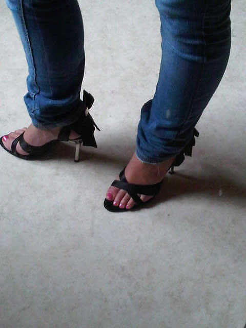 Feet #13980932