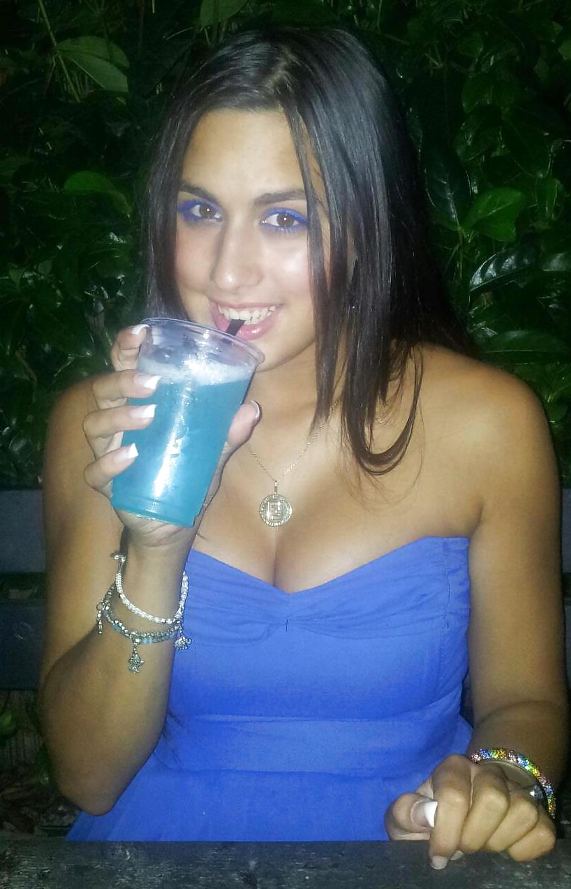 Süßen Mädchen 01 #15335939