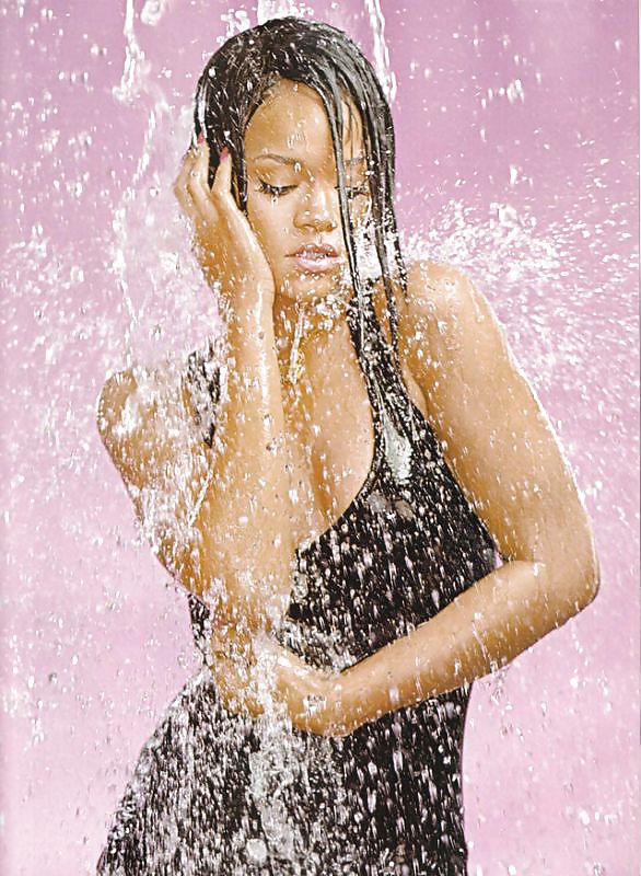 40 Sexy Bilder Von Rihanna #14257193