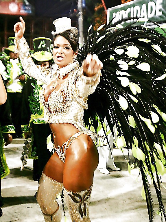 Carnival (Rio de Janeiro's best party!)