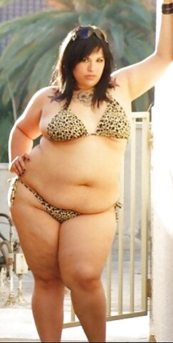 Trajes de baño bikinis sujetadores bbw madura vestida joven grande enorme - 39
 #12619147