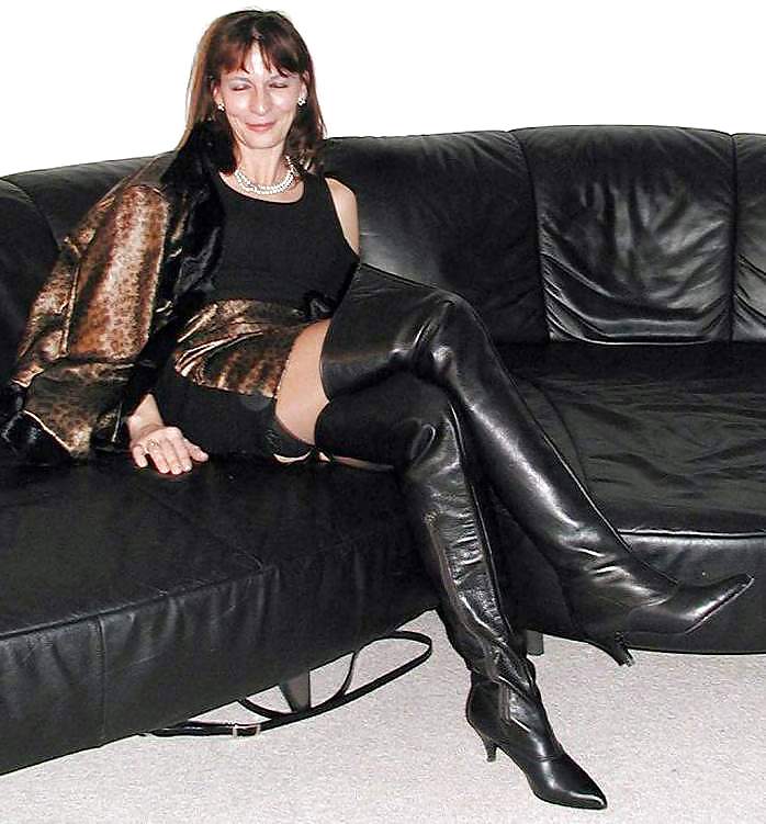 Hot MATURES & MILFS In BOOTS...(6) #19047391