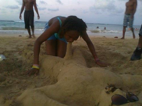 Diversión en la playa
 #17161756