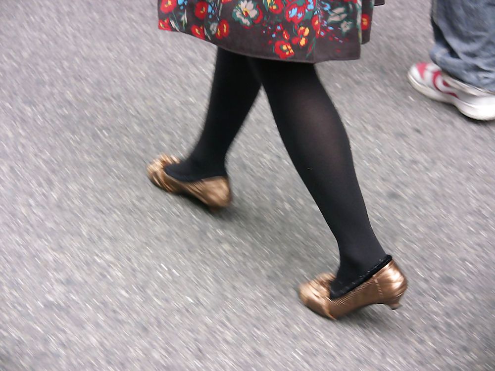 Japanese Candids - Feet on the Street 02 #3480465