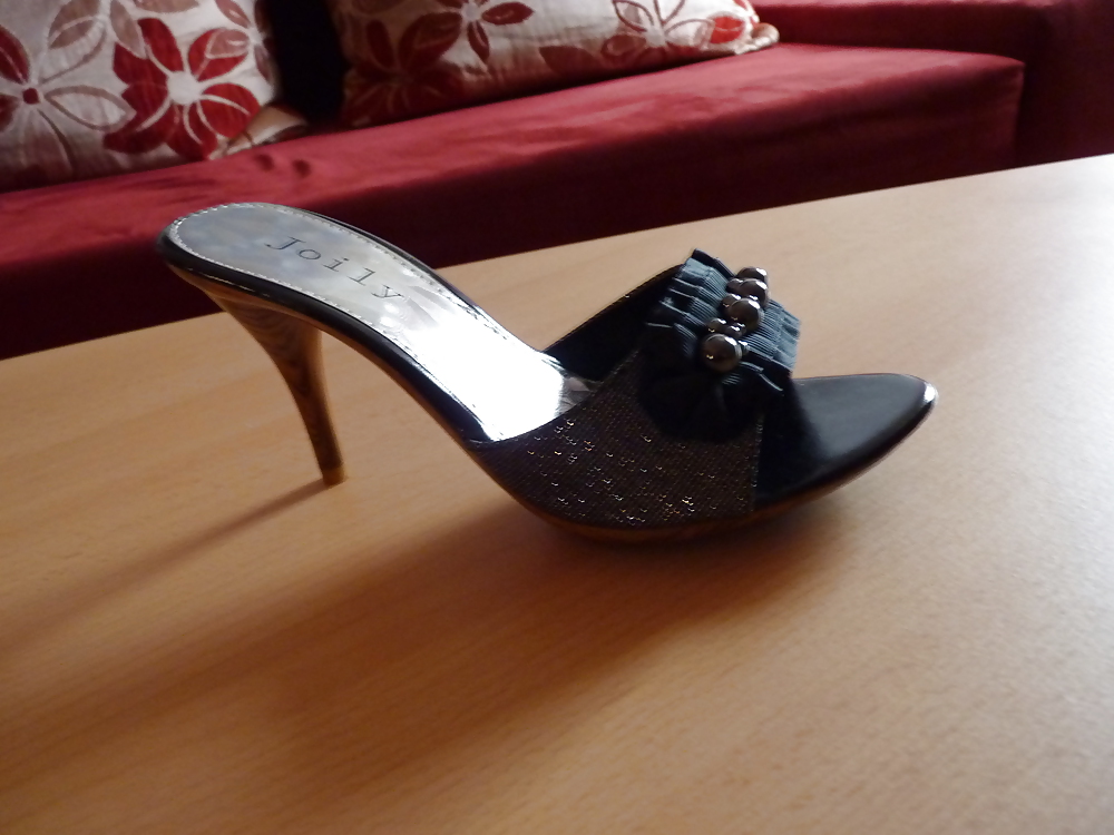 妻の新しい靴
 #2989360