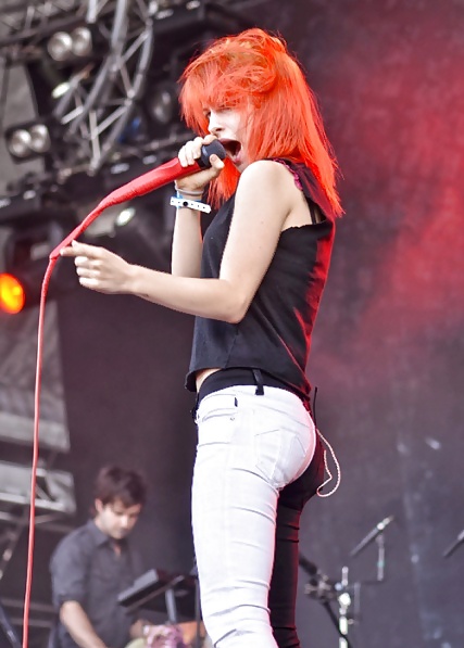 Hayley Williams #16548842