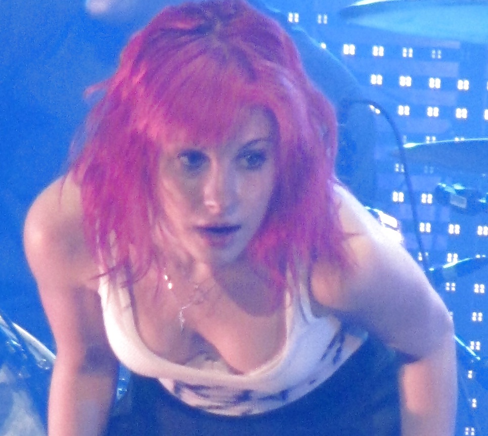 Hayley Williams #16548922