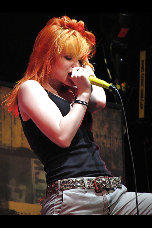 Hayley Williams #16548976