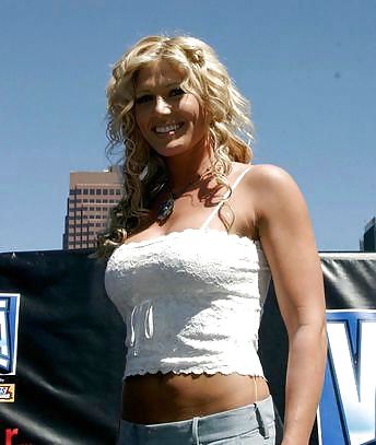 Torrie Wilson - Wwe Diva Mega Collection 2 #13498006