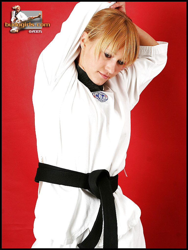 カラテガール 3
 #18301770