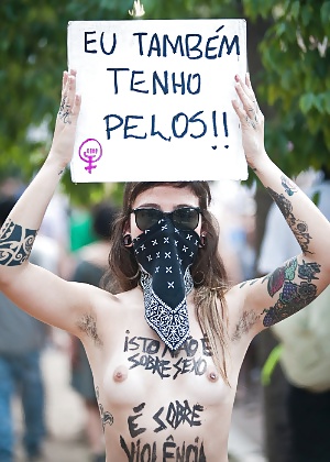 Frauenpower Fendom: Brasilianisches Feministinnen #21152223