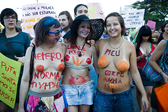 Il fendom di potere delle donne: le femministe brasiliane
 #21152307