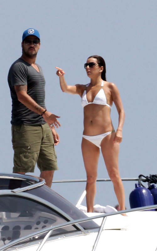 Eva Longoria holidaying kn BIKINI in Spain #7235205