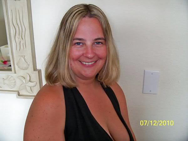 NN BUSTY MATURE #10904741