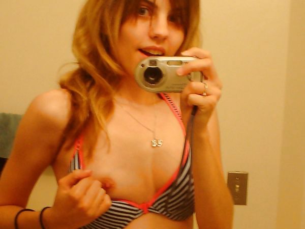 Skinny EMO selfshot and close up #11985082