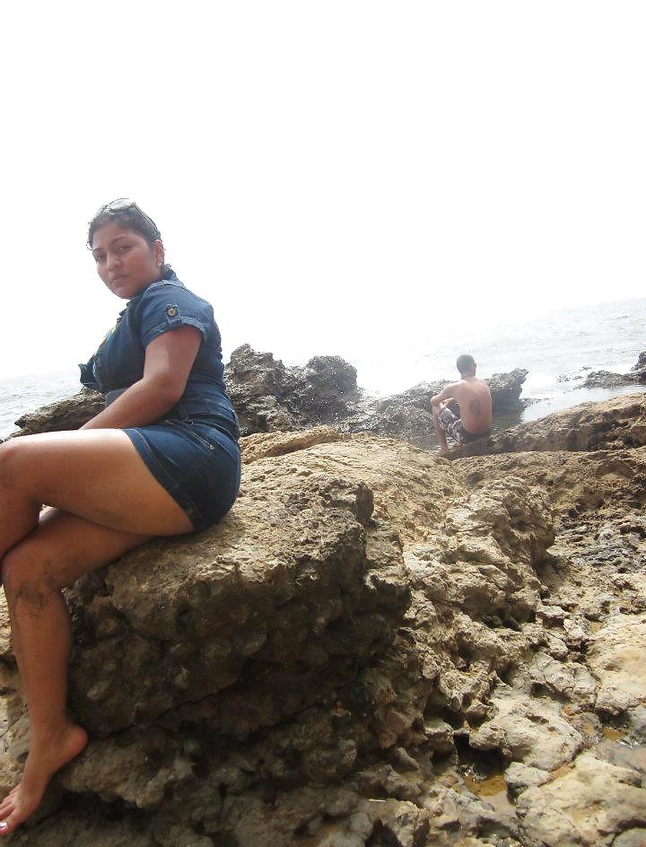 WOMAN (AMIGUITAS 18) #8557446