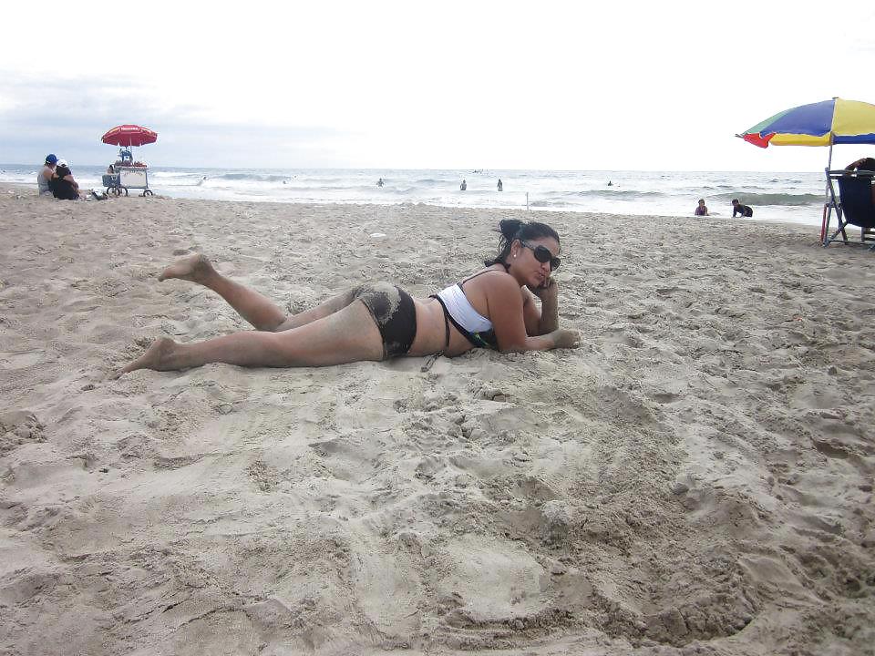 WOMAN (AMIGUITAS 18) #8557452