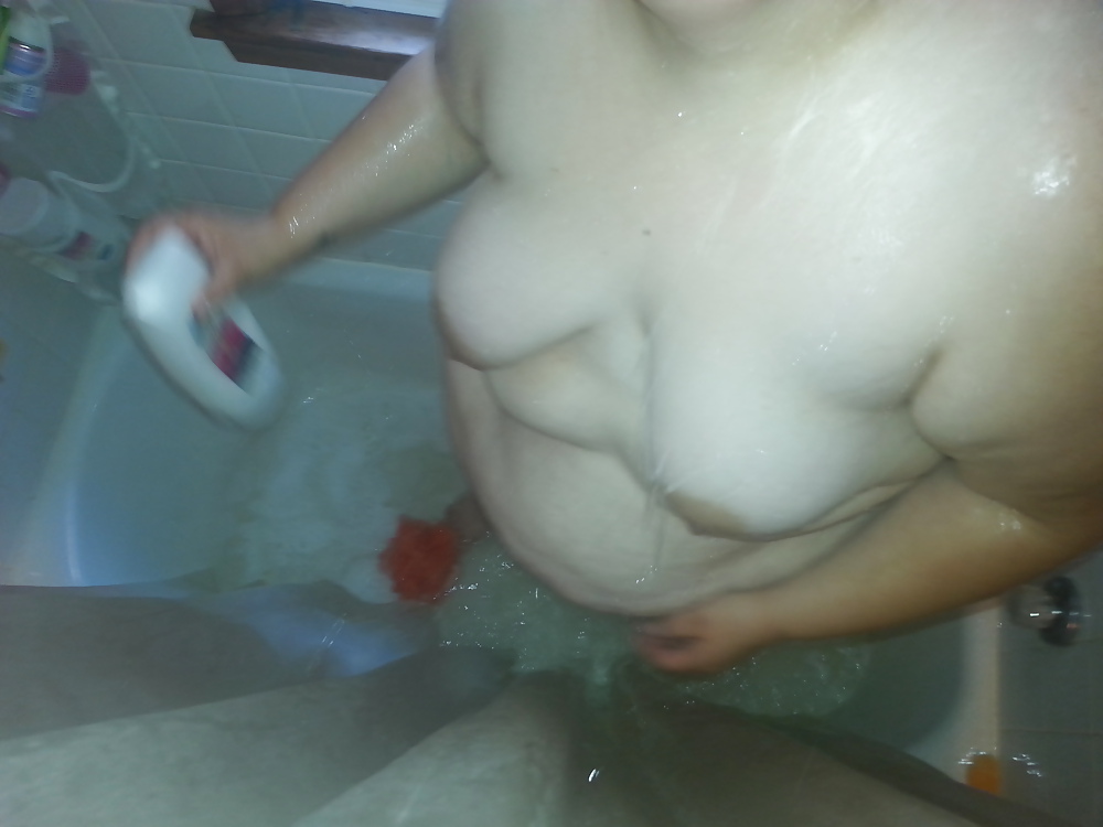 Wife shower time #20006771