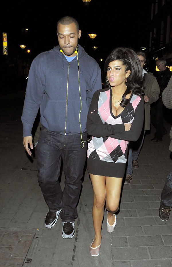 Winehouse Boobs 05 #4458620