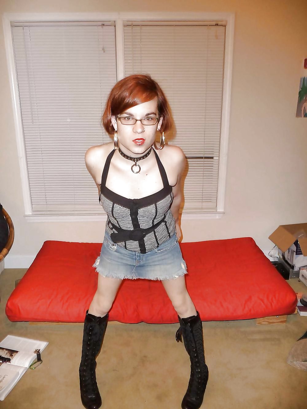 Sexy redheaded trap... #11920973