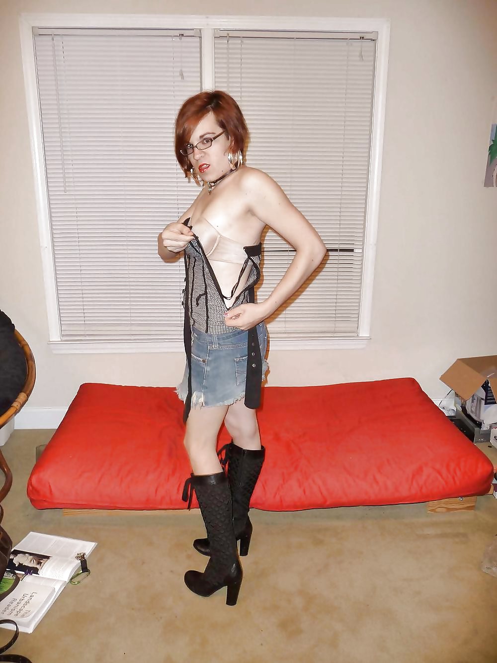 Sexy Redheaded Trap...
 #11920997