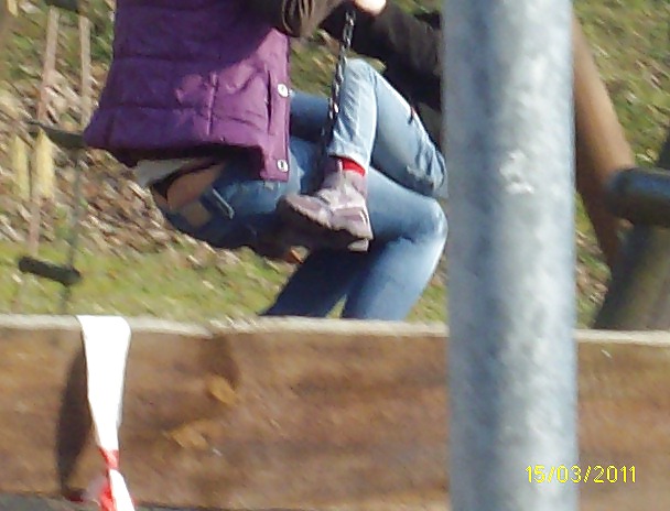 Tanga guckt raus #3902297