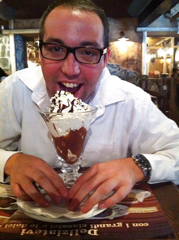 ミィーミィー =)
 #21392419