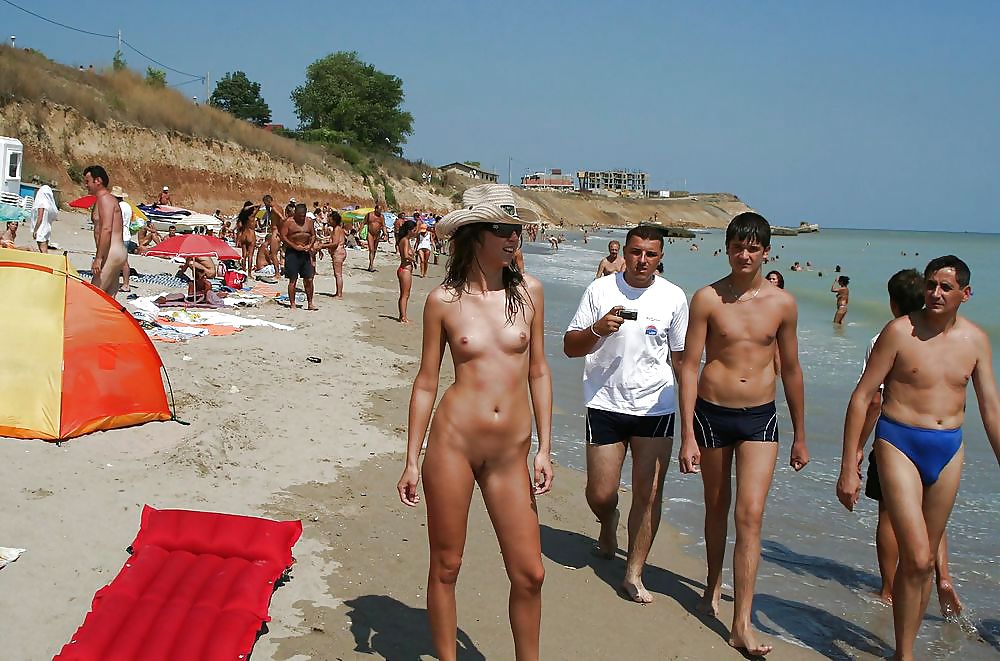 Praia - spiaggia - parte 2 naturismo
 #14839282