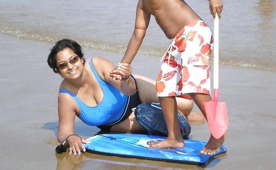 Caliente bebé indio rady a funk - 1
 #6393250