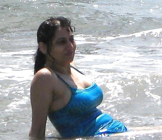 Caliente bebé indio rady a funk - 1
 #6393356